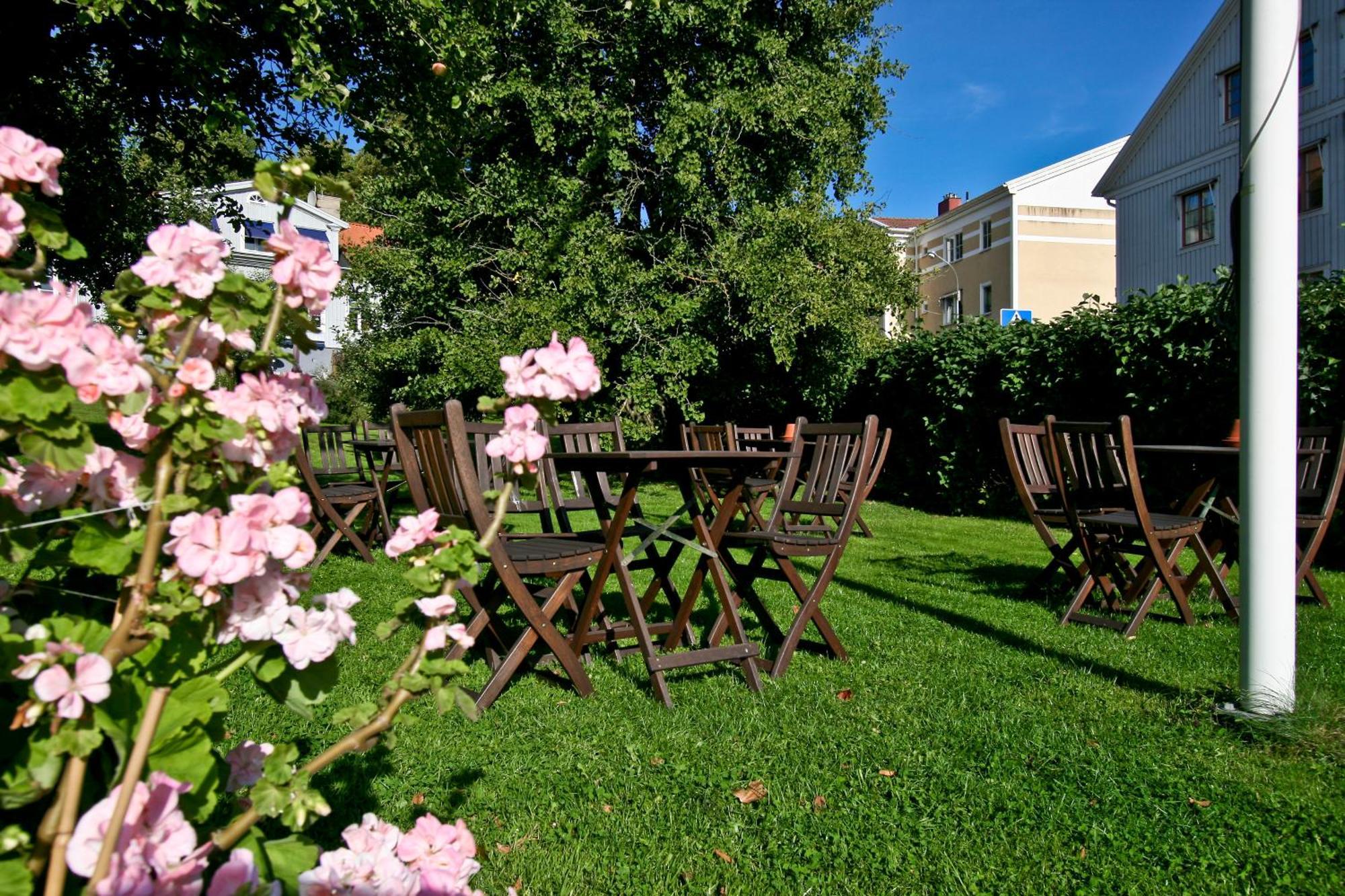 Hotell Laurentius Strangnas Exterior foto